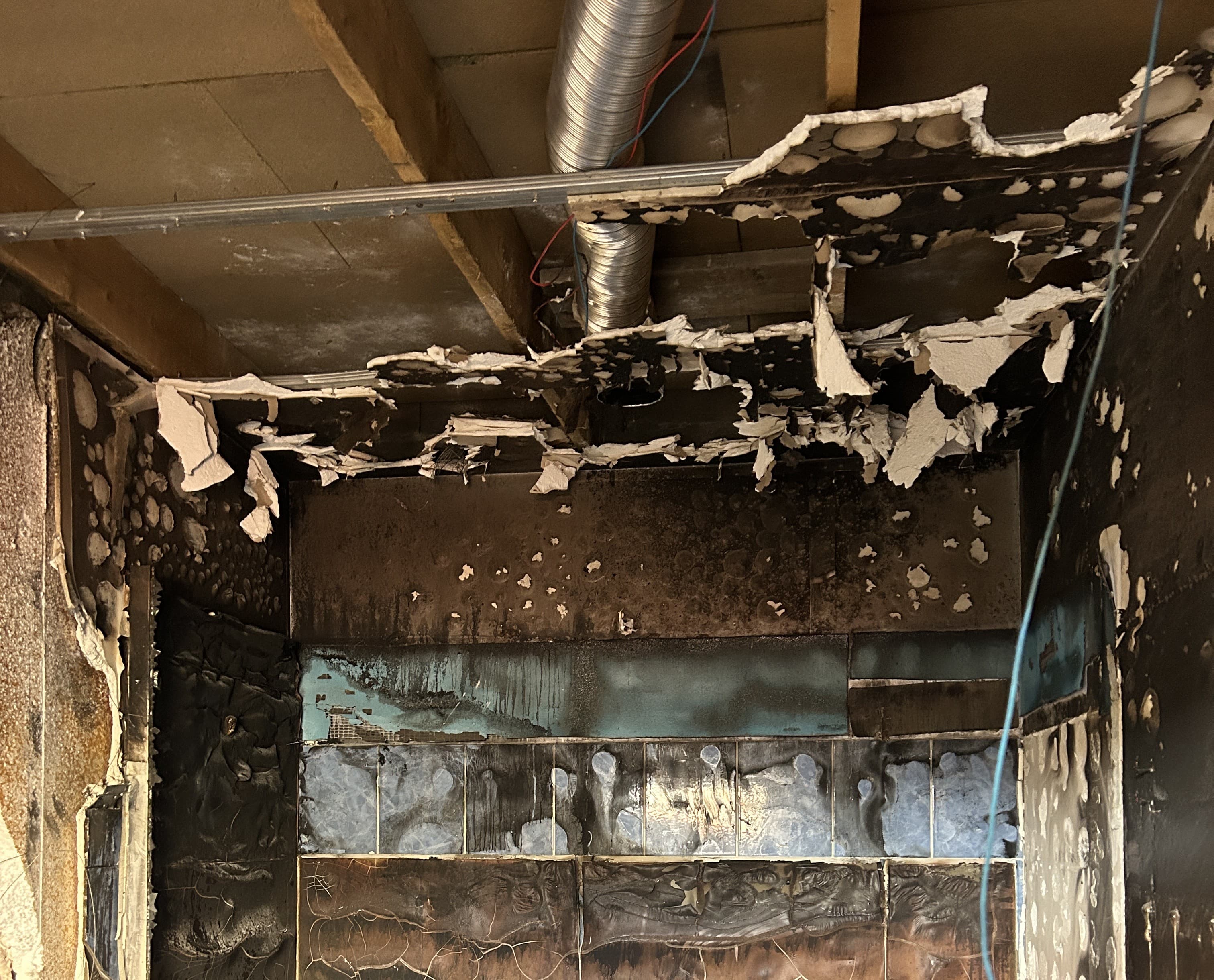 Décontamination après Incendie : Guide Pratique pour les Propriétaires